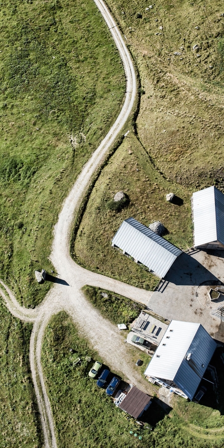 Alpgebäude im Bündnerland (© www.gaudenz-danuser.com) Alpgebäude im Bündnerland