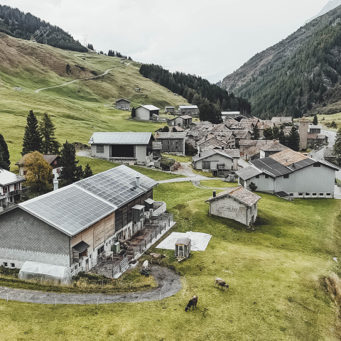Bachhuus Hinterrhein (Bild: Tina Gerber) Bachhuus Hinterrhein Agrotourismus Graubünden