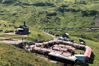 alpinavera Passmarkt Klausenpass (© alpinavera) alpinavera Passmarkt Klausenpass