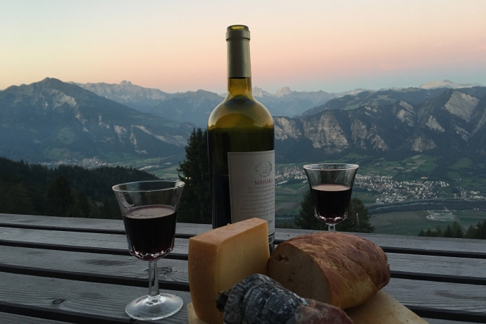 Abendidylle mit Blick in das Rätikonmassiv (© Prezis GmbH, www.prezis.gmbh) Abendidylle mit Blick in das Rätikonmassiv