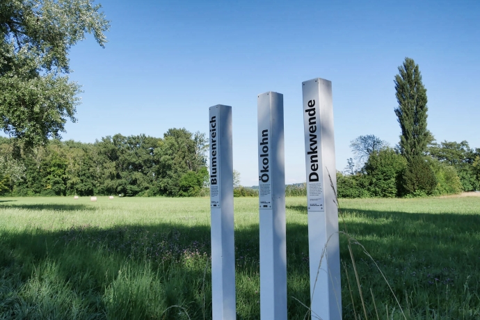 Lockpfosten bilden weiter (© Bauernportal) Lockpfosten bilden weiter