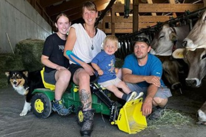 Familie Cathomas und Alina